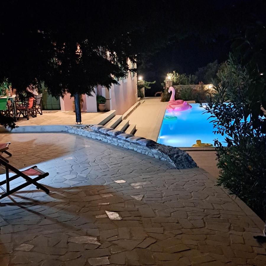 Country Villa Atheras ภายนอก รูปภาพ