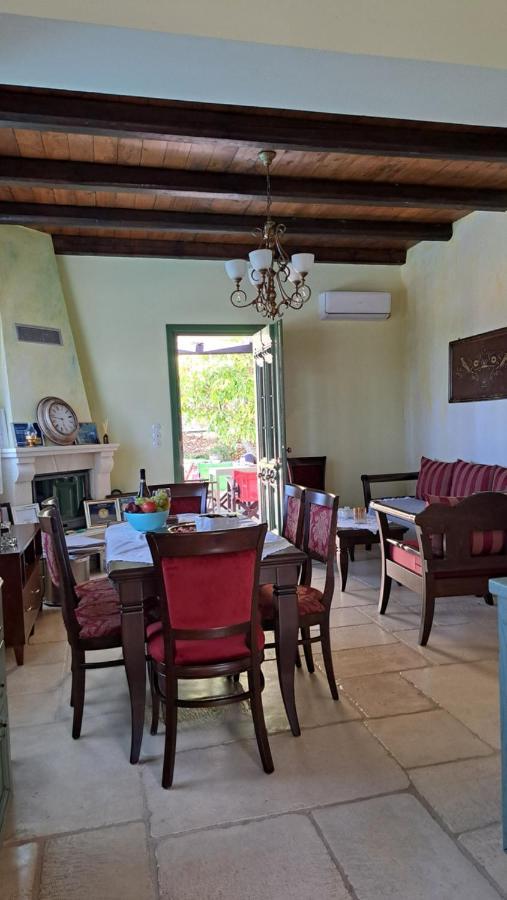 Country Villa Atheras ภายนอก รูปภาพ