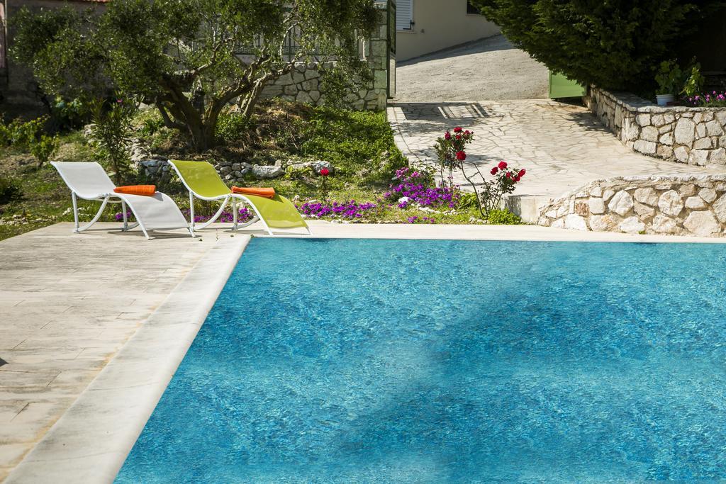 Country Villa Atheras ภายนอก รูปภาพ