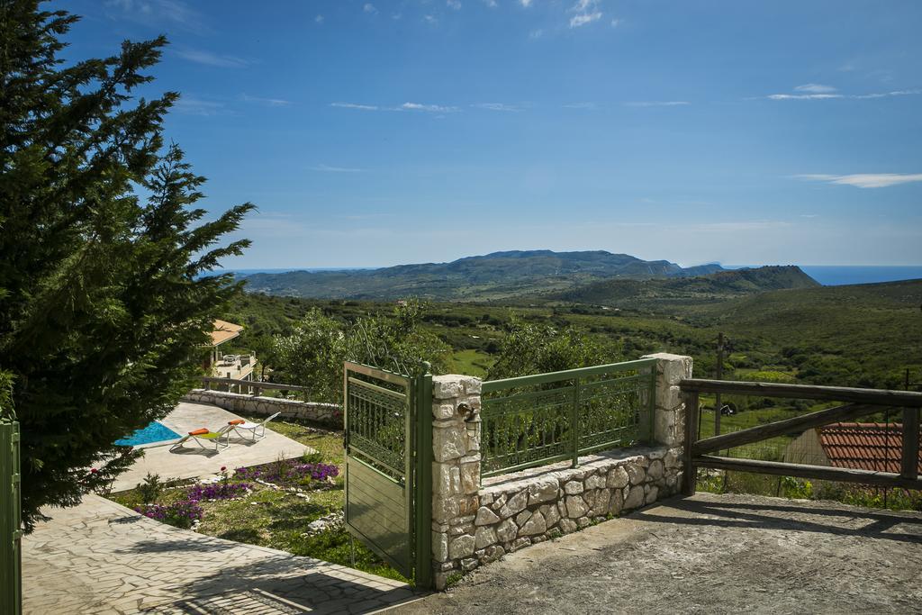 Country Villa Atheras ภายนอก รูปภาพ
